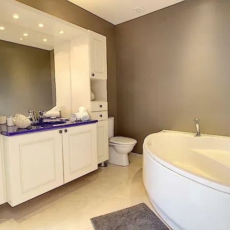 ヴィラ La Romarine サント・マキシム